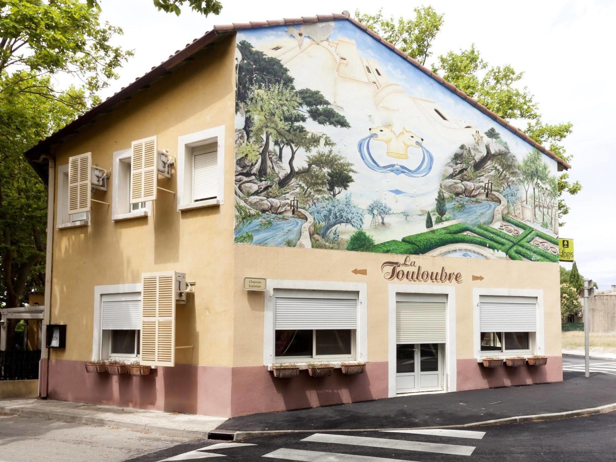 Hotel La Touloubre à La Barben Extérieur photo